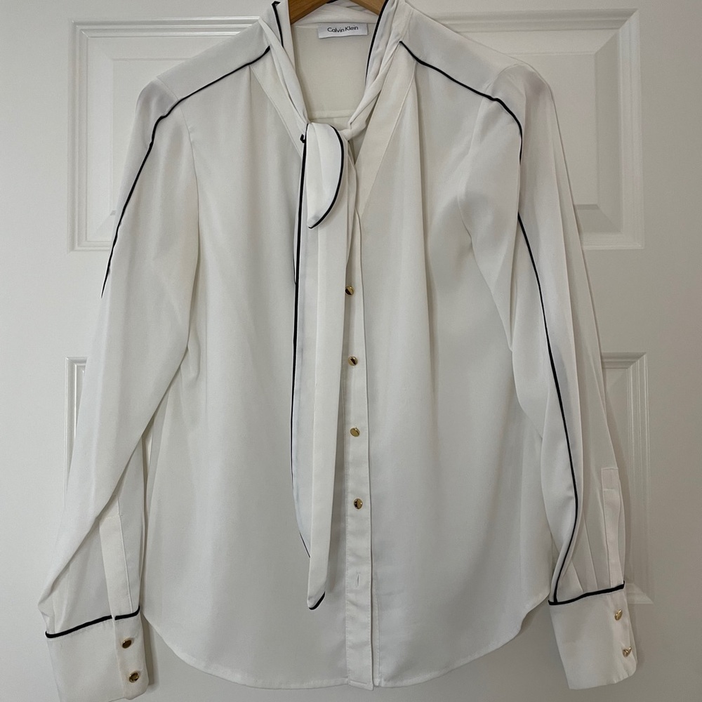 Calvin Klein top